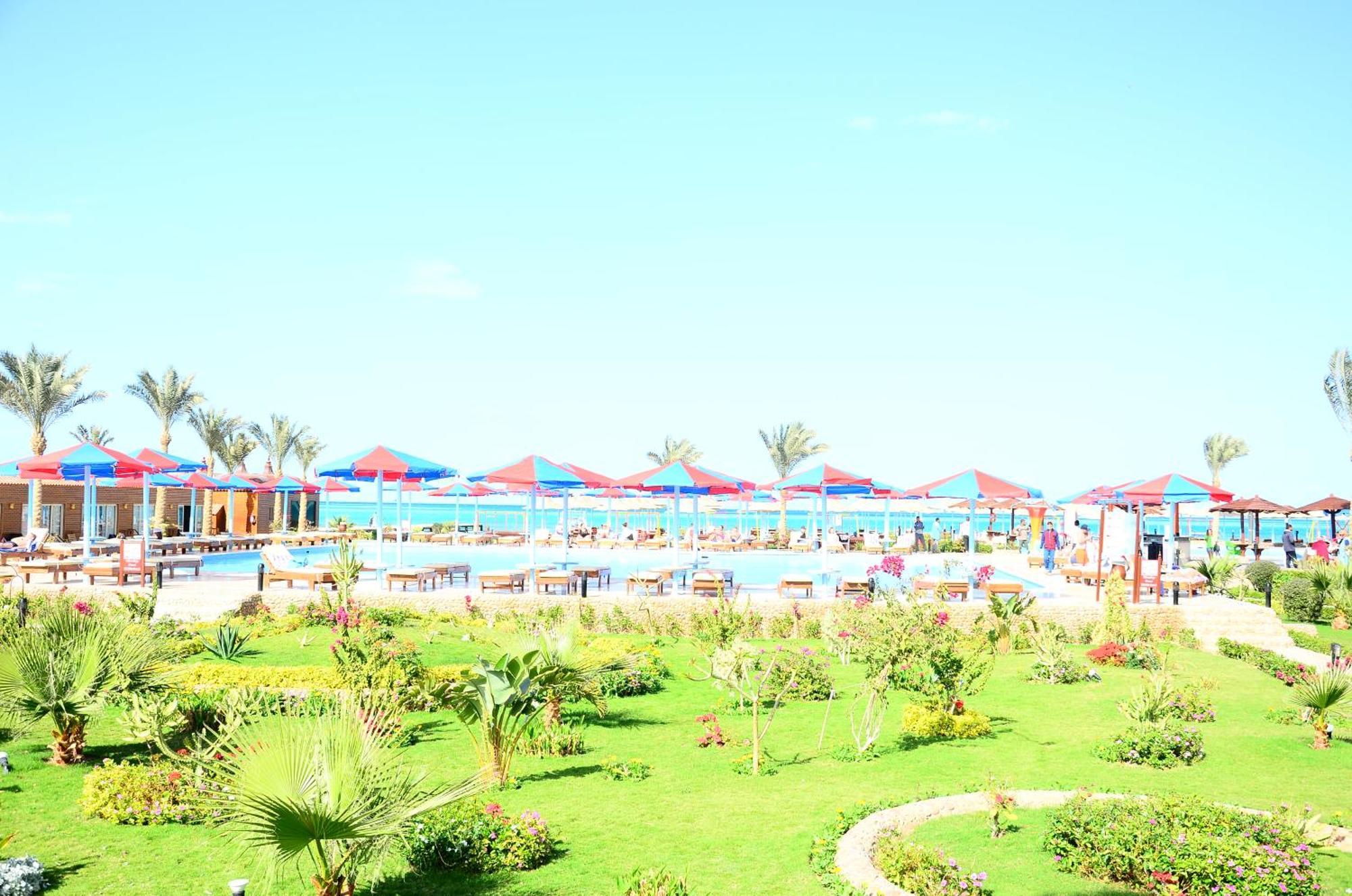 Hawaii Riviera Aqua Park Resort - Families And Couples Only Hurghada Exterior photo